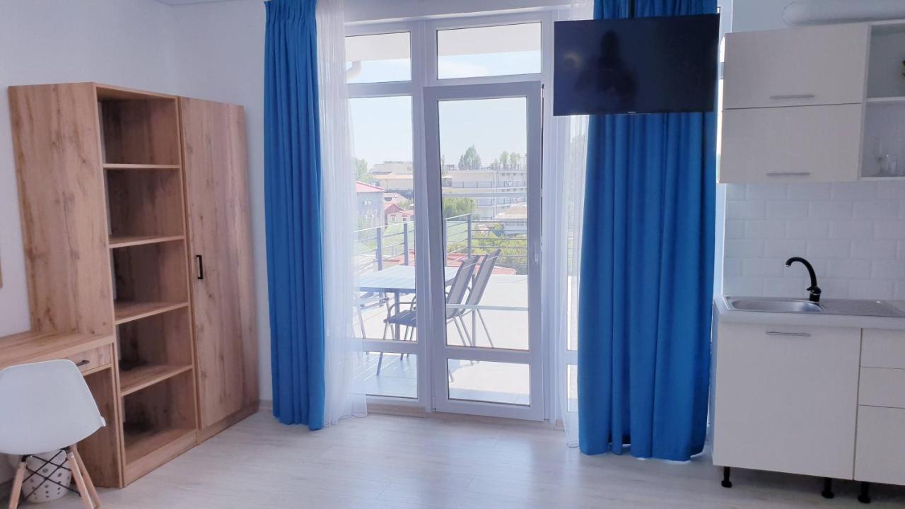 Zatokas Sun Club Hotel Bagian luar foto