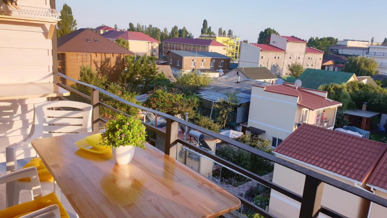 Zatokas Sun Club Hotel Bagian luar foto